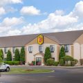 Super 8 by Wyndham Goshen