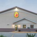 Super 8 by Wyndham Grand Forks