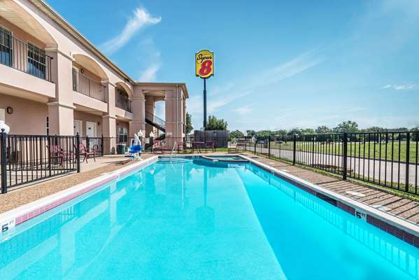 Super 8 by Wyndham Greenville in Greenville, Texas, United States