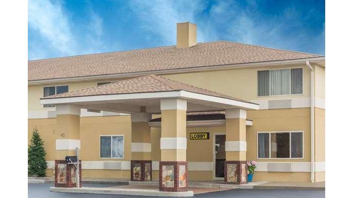 Super 8 by Wyndham Hanover in Hanover, Pennsylvania, United States