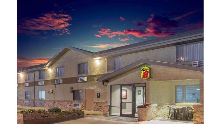 Super 8 by Wyndham Hastings in Hastings, Nebraska, United States
