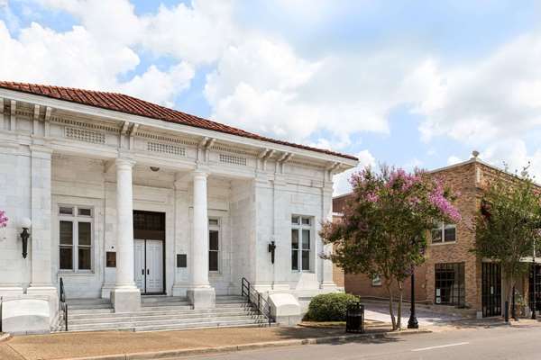 Super 8 by Wyndham Hattiesburg South in Hattiesburg, Mississippi, United States