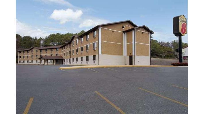 Super 8 by Wyndham Homewood Birmingham Area in Hoover, Alabama, United States