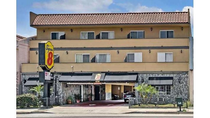 Super 8 by Wyndham Inglewood/LAX/LA Airport in Inglewood, California, United States