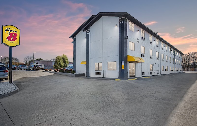 Super 8 by Wyndham Johnson City in Johnson City, Tennessee, United States