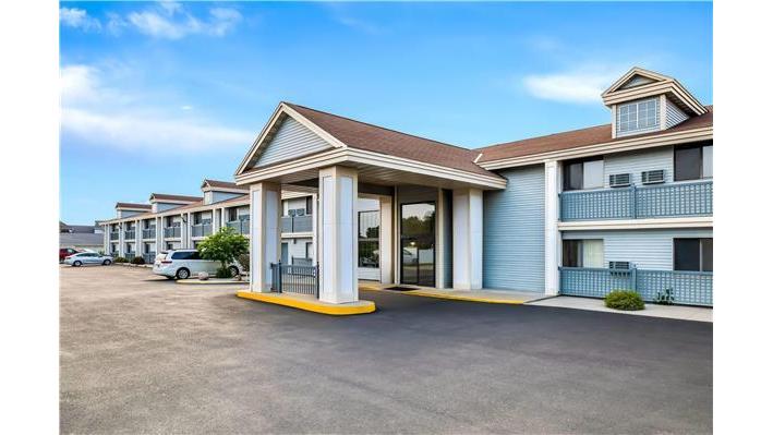 Super 8 by Wyndham La Crosse in La Crosse, Wisconsin, United States