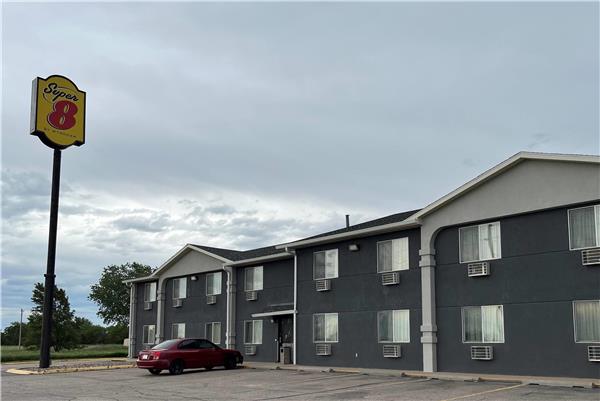 Super 8 by Wyndham Lexington in Lexington, Nebraska, United States