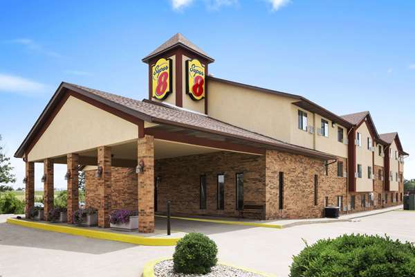 Super 8 by Wyndham Marion in Marion, Illinois, United States