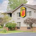 Super 8 by Wyndham Mentor/Cleveland Area