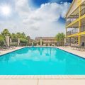 Super 8 by Wyndham Metairie