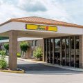 Super 8 by Wyndham Miamisburg Dayton S Area OH