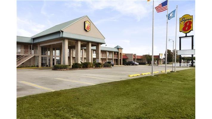 Super 8 by Wyndham New Iberia in New Iberia, Louisiana, United States