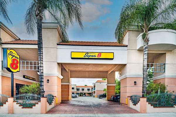 Super 8 by Wyndham North Hollywood in North Hollywood, California, United States