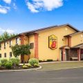 Super 8 by Wyndham Oneida Verona