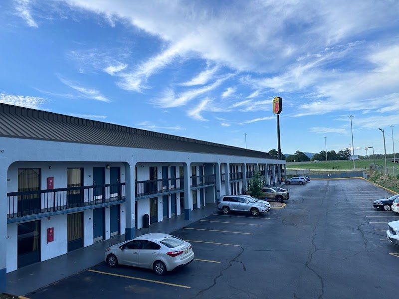 Super 8 by Wyndham Oxford in Oxford, Alabama, United States