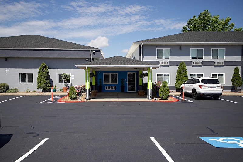 Super 8 by Wyndham Parsons in Parsons, Kansas, United States