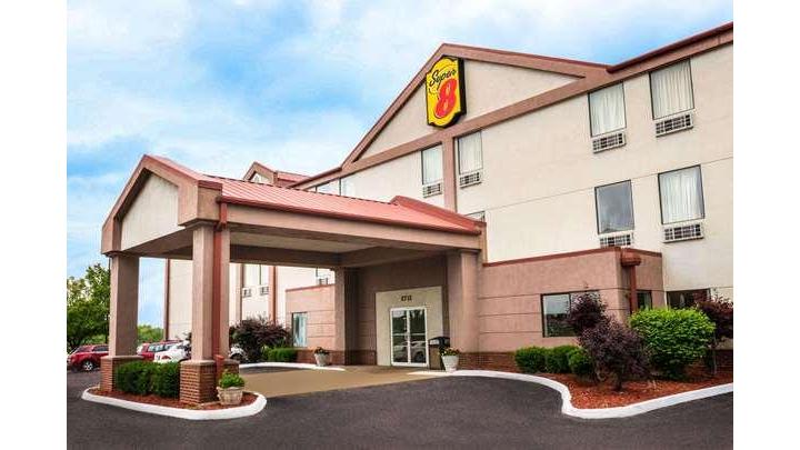 Super 8 by Wyndham Pevely in Pevely, Missouri, United States