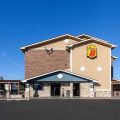 Super 8 by Wyndham Roseville/Detroit Area