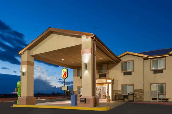 Super 8 by Wyndham Roswell in Roswell, New Mexico, United States