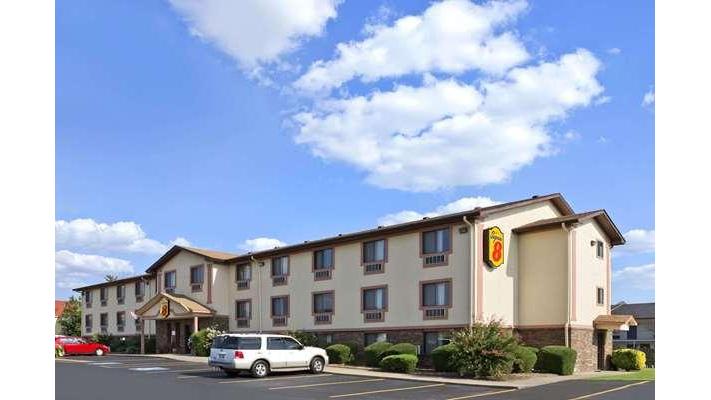 Super 8 by Wyndham Russellville in Dardanelle, Arkansas, United States