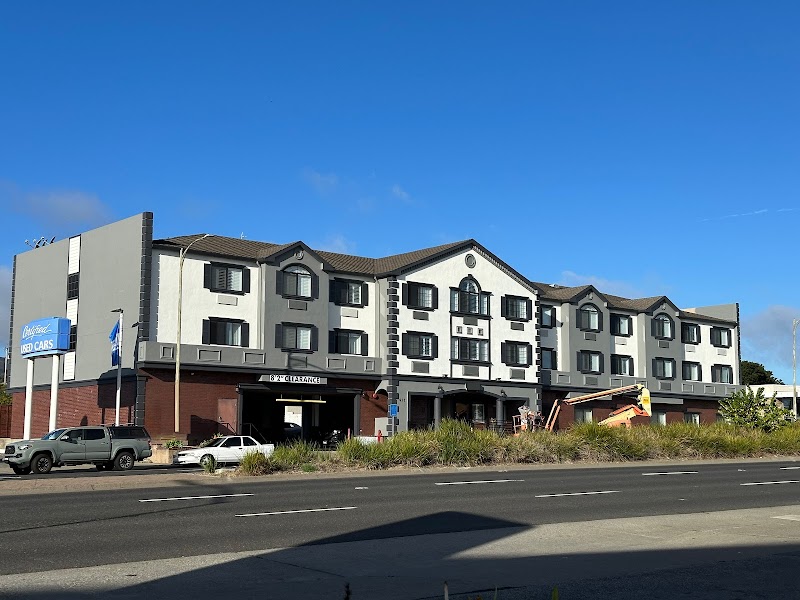 Super 8 by Wyndham San Bruno / SF Intl Arpt West in San Bruno, California, United States