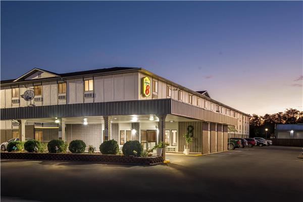 Super 8 by Wyndham Terre Haute in North Terre Haute, Indiana, United States