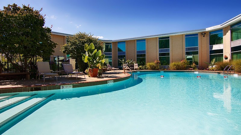 SureStay Plus Hotel by Best Western Syracuse Airport in North Syracuse, New York, United States