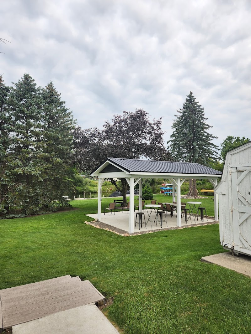 Surfside Motel & Cottages in East Tawas, MI, United States