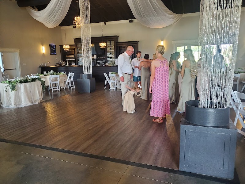 Swan's Landing in Campbellsville, Kentucky, United States