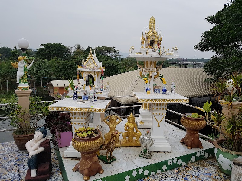 Tara Bed & Breakfast in Kanchanaburi, Thailand