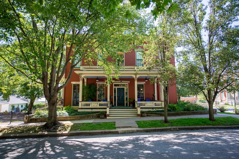 The Belvedere Inn in Hannibal, Missouri, United States