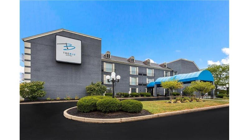The Blu Hotel, Ascend Hotel Collection in Blue Ash, Ohio, United States