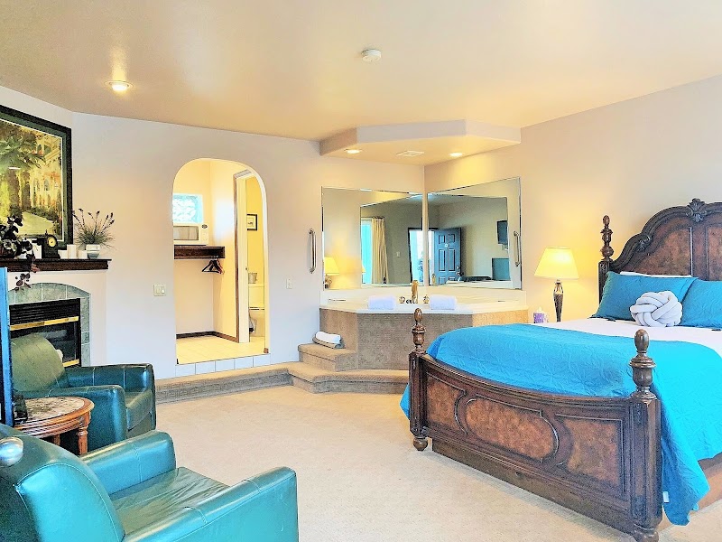 The Breakers Boutique Inn in Ocean Shores, Washington, United States