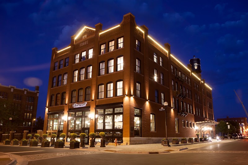 The Charmont Motel in Caro, Michigan, United States