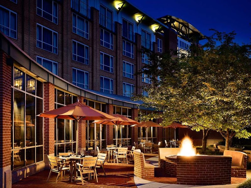 The Chattanoogan Hotel, Curio Collection by Hilton in Chattanooga, Tennessee, United States