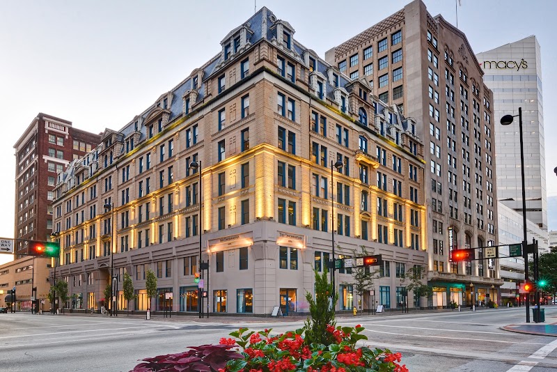The Cincinnatian Hotel, Curio Collection by Hilton in Cincinnati, Ohio, United States