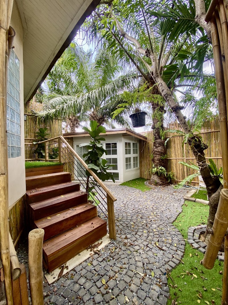 The Country Lake View Hotel in Nakhon Sawan, Thailand