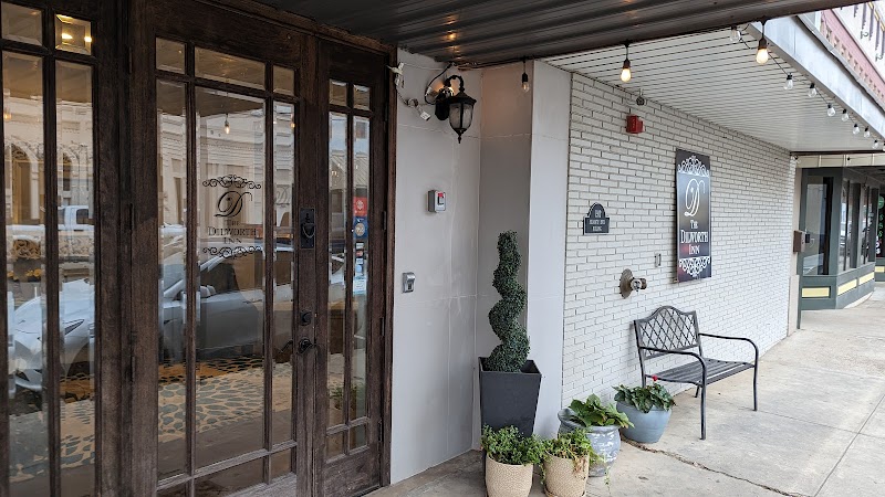 The Dilworth Inn & Suites in Gonzales, Texas, United States