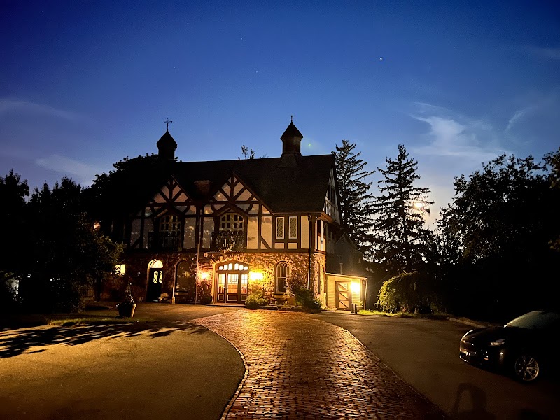 The Gables at Stirling Guest Hotel in Reading, Pennsylvania, United States