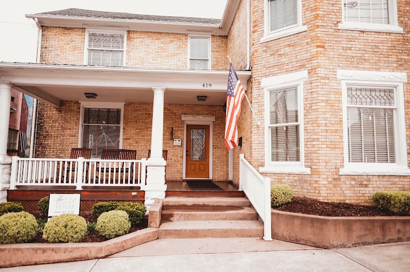 The Guest House Inn on Courthouse Square in Covington, Virginia, United States