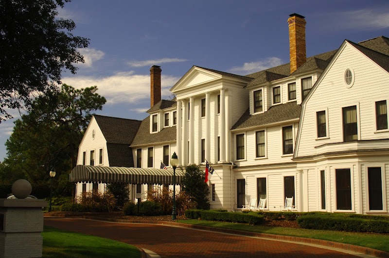 The Holly Inn in Pinehurst, North Carolina, United States