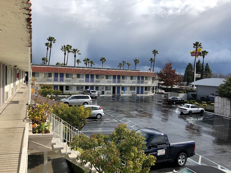 The Inn at 8435 in Gilroy, California, United States