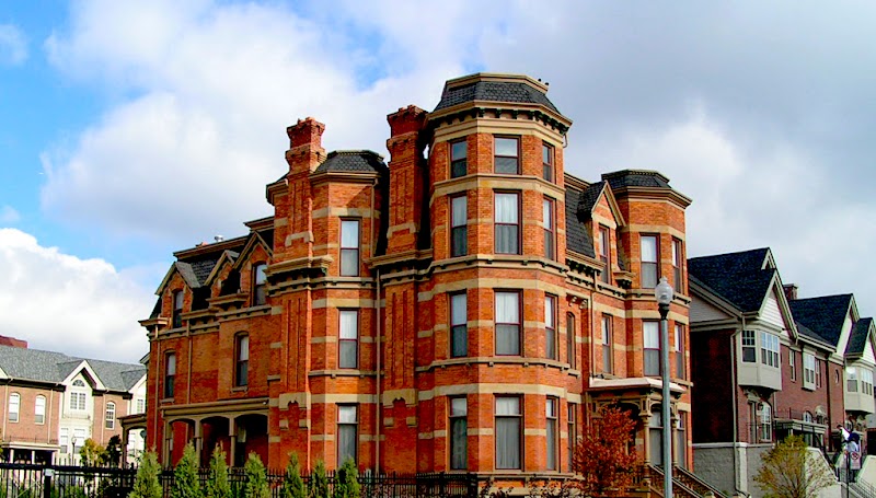 The Inn at 97 Winder in Detroit, Michigan, United States