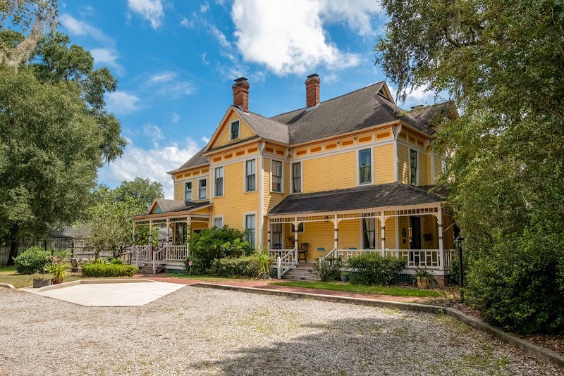 The Laurel Oak Inn in Gainesville, Florida, United States