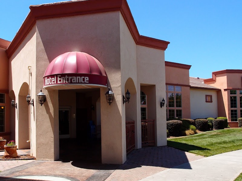 The Lodge at Rolling Hills in Corning, California, United States