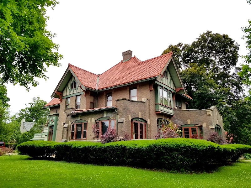 The Mansion Bed & Breakfast in Marengo, Illinois, United States