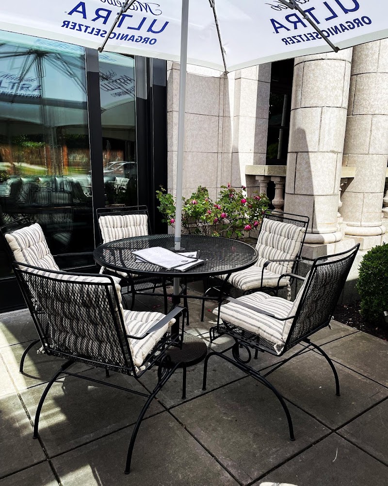 The Monticello Hotel in Longview, Washington, United States