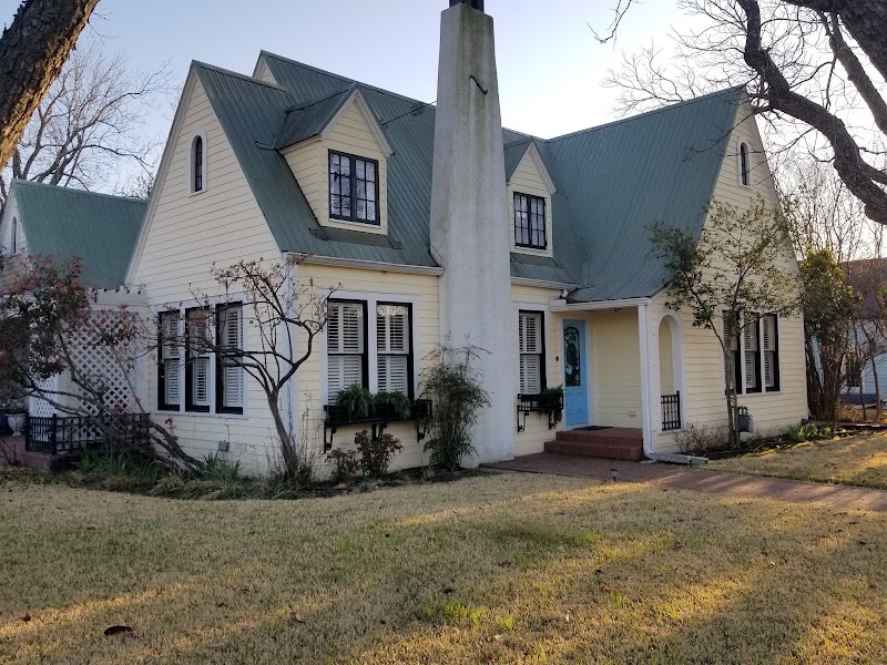 The Olive Tree Court in Georgetown, Texas, United States