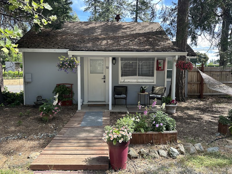 The Pines Motel and Cottages in Grass Valley, California, United States