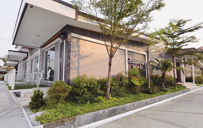 The Tamnak Resort in Ban Nong Prue, Thailand